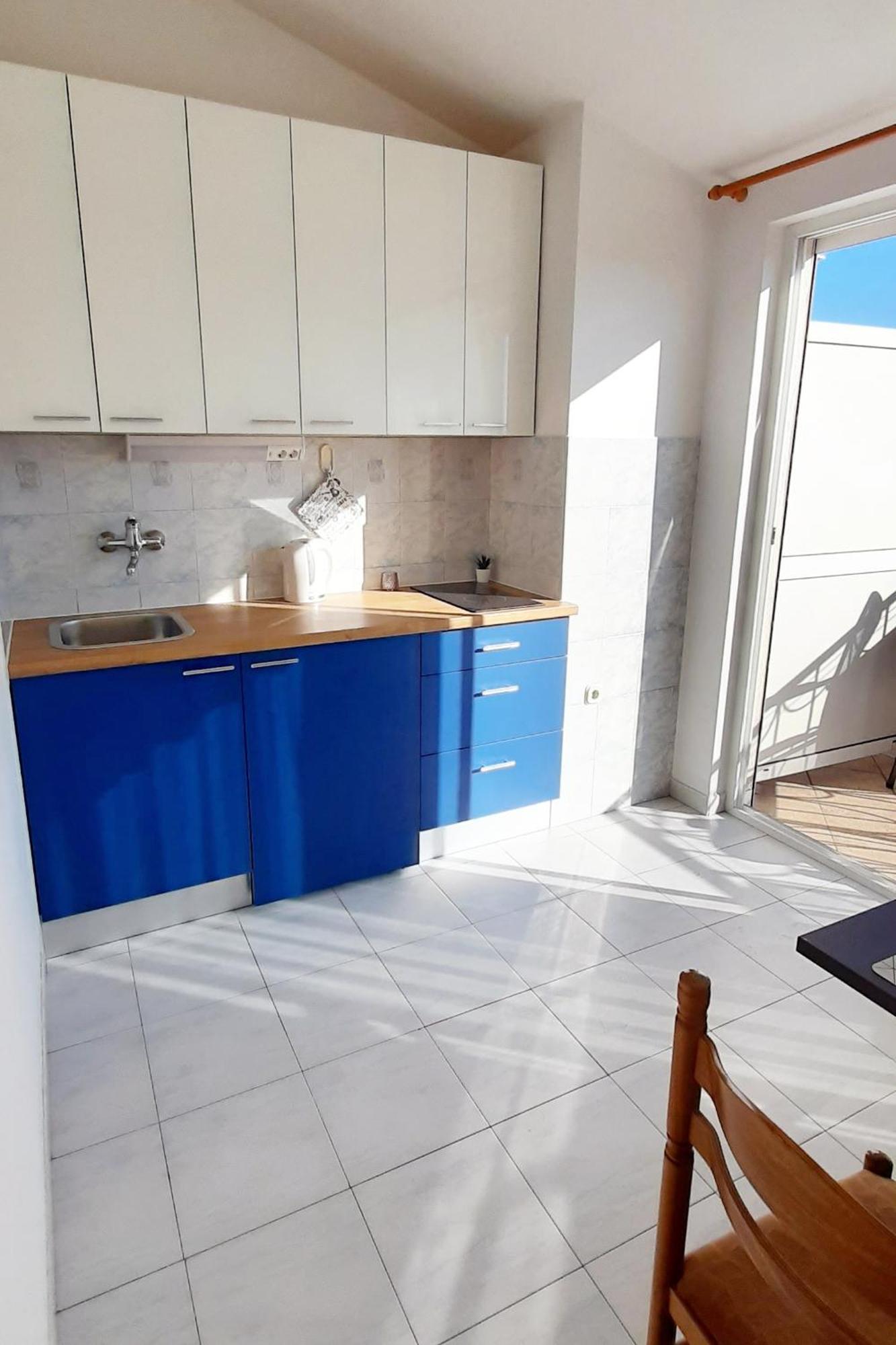 Apartments And Rooms With Parking Space Kastel Stafilic, Kastela - 18673 ห้อง รูปภาพ